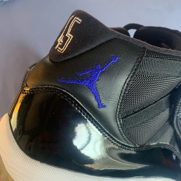Jordan 11 Spacejam - Picture 5 of 5